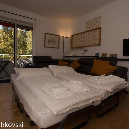 Bahnhofsnahe, Ruhige Und Sonnige 2 Zimmerwohnung Im Dichterviertel Висбаден Экстерьер фото